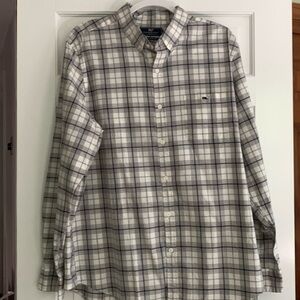 NWT Men’s Vineyard Vines plaid button down shirt